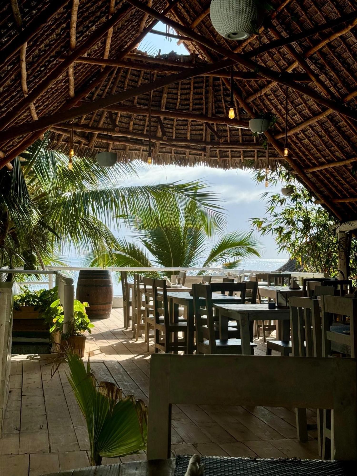 La Base B&B Kiwengwa (Zanzibar) Extérieur photo